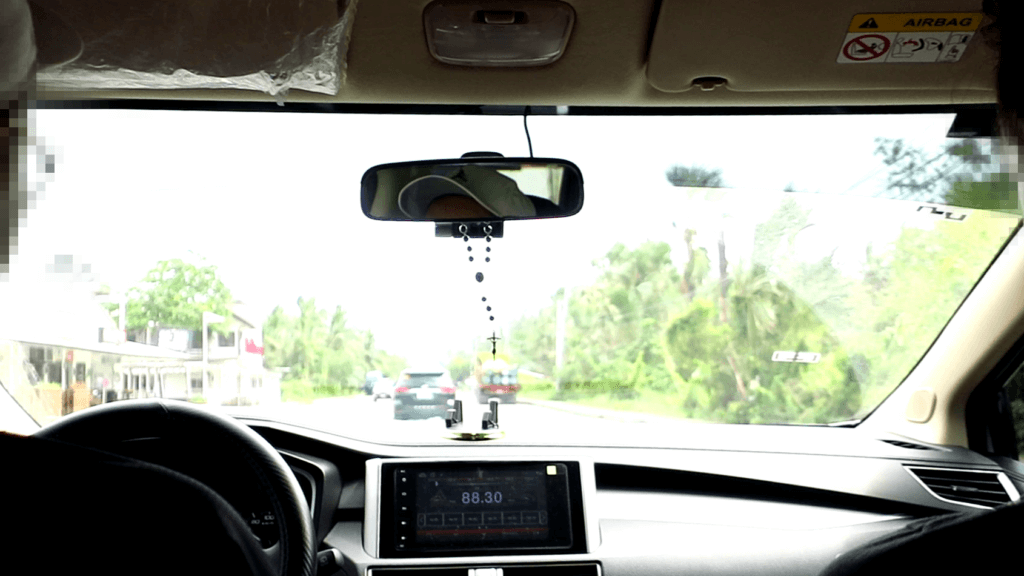agents in vehicle before raid
